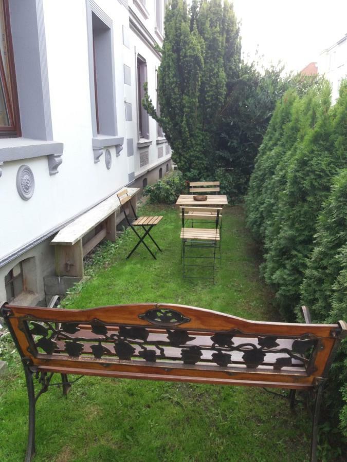 Pensionszimmer Luetzowzimmer Lubeck Bagian luar foto